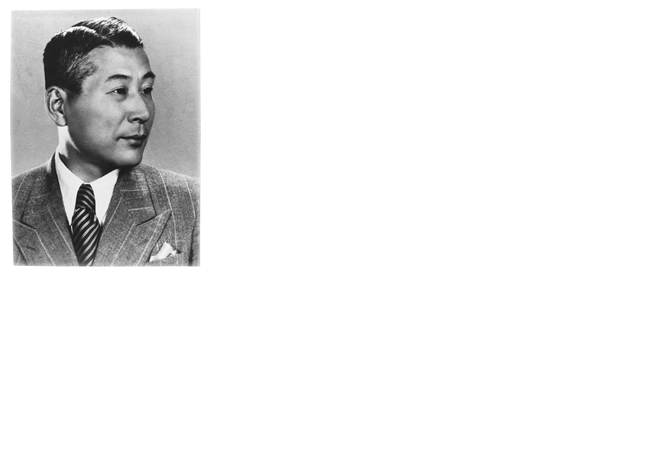 今でも「日本のシンドラー」として、
世界中からその勇気を称えられている杉原千畝。

杉原千畝がミュージカルになる。
一番びっくりしているのは
当の杉原千畝かも知れないと思いました。
ロマンチストでピアノが好き、宝塚も好き、
でも自分がミュージカルになる、とは考えなかったと思います。
命の大切さ、家族のきずな、人へのおもいやり、
そして平和とは、国とは等、沢山のテーマが入っているミュージカル。
千畝を驚かす素晴らしい舞台になると楽しみにしています。


杉原千畝　孫　杉原千弘